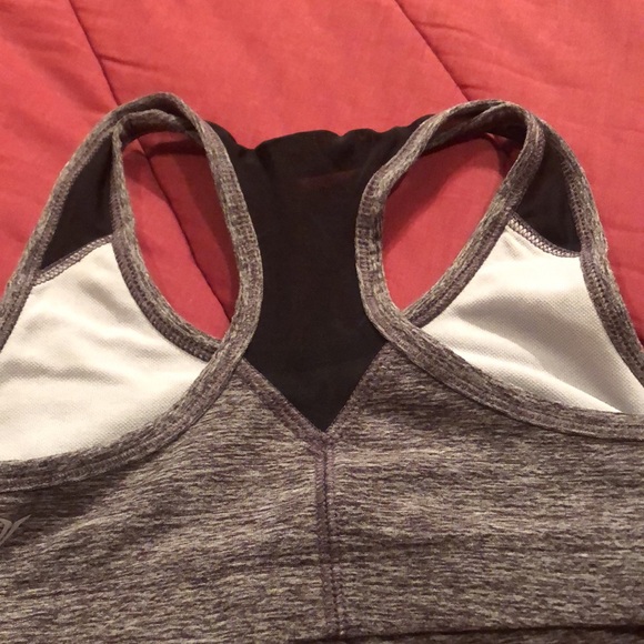 Bundle - 2 Girls small bras & 1 M Old Navy Active - Picture 7 of 9